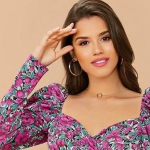 Meet your Posher, Scarlet